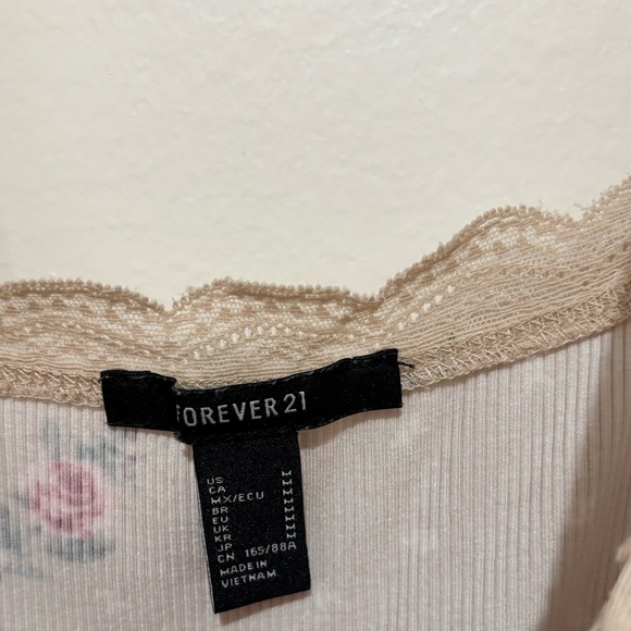 Forever 21 floral tank size medium - Picture 3 of 4